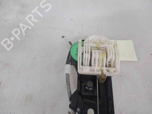 Front left window mechanism BMW 1 (E87) 120 d | BP26624301C22