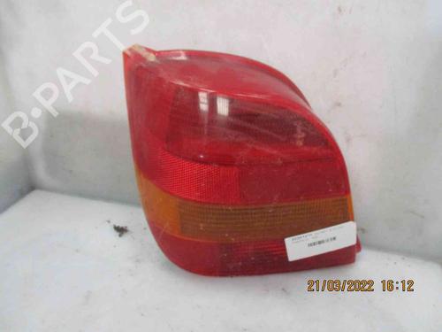 Feu arrière gauche FORD FIESTA III (GFJ) 1.6 (88 hp) 30723218