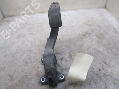 Used Pedal TOYOTA YARIS (_P13_) 1.3 (NSP130_, NSP130) (99 hp) 25377871