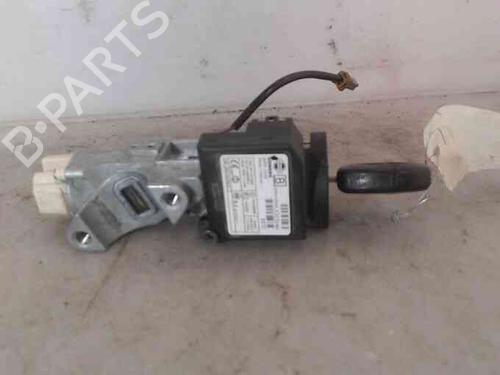Used Ignition barrel NISSAN X-TRAIL I (T30) 2.2 Di 4x4 (114 hp) 24004780