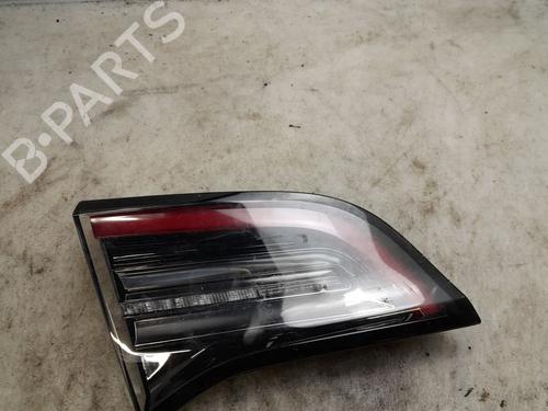 left-tailgate-light-tesla-model-3-5yj3-2017-32456128 main image