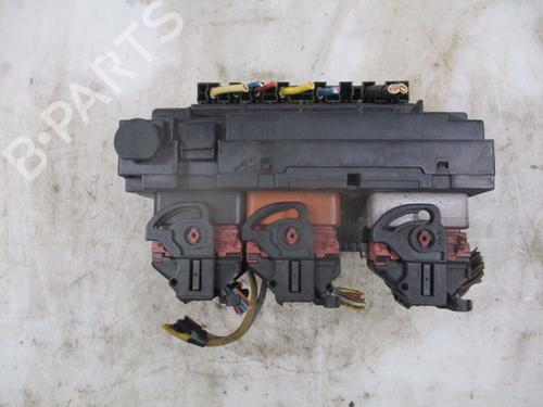 Fuse box PEUGEOT 1007 (KM_) 1.6 HDi | BP30884319E1 
