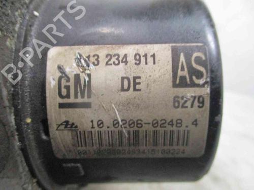 Used ABS pump OPEL ZAFIRA / ZAFIRA FAMILY B (A05) 1.9 CDTI (M75) (120 hp) 26622317