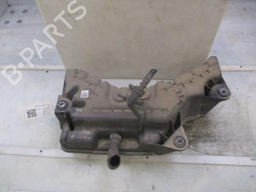 adblue-tank-renault-clio-v-b7_-2019-33678717 main image