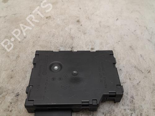 Used Card reader RENAULT CLIO IV (BH_) 0.9 TCe 90 (BHNF, BHMA, BHMH, BHJK, BHJR) (90 hp) 29576845