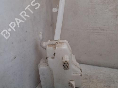 Used Windscreen washer tank Windscreen washer tank 39479650 39479650
