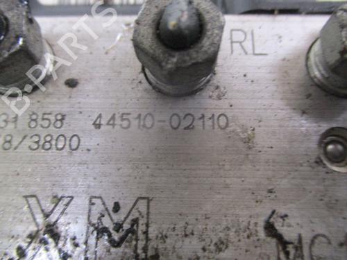 Used ABS pump TOYOTA AURIS (_E15_) 1.4 D-4D (NDE150_, NDE150R) (90 hp) 30796709