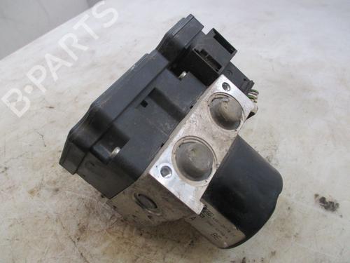 Used ABS pump FORD FIESTA V (JH_, JD_) 1.4 TDCi (68 hp) 29317624