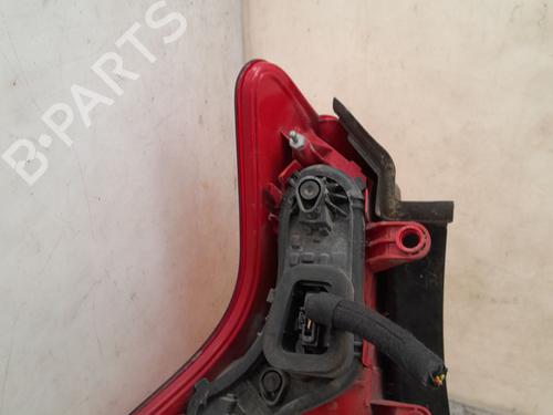 Right taillight PEUGEOT 3008 I MPV (0U_) 1.6 HDi | BP26447159C35 