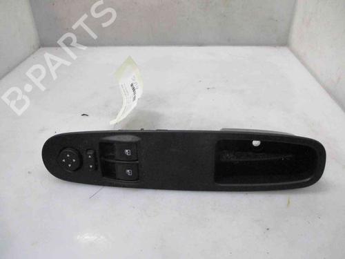 Used Switch FIAT GRANDE PUNTO (199_) 1.3 D Multijet (75 hp) 26623144
