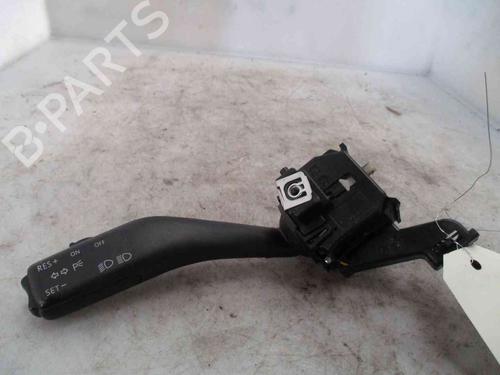 Used Steering column stalk VW TOURAN (1T1, 1T2) 1.9 TDI (105 hp) 26621745
