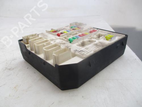 Fuse box RENAULT MEGANE III Hatchback (BZ0/1_, B3_) 1.5 dCi (BZ09, BZ0D, BZ1W, BZ29, BZ14) | BP35969210E1 - Image 3