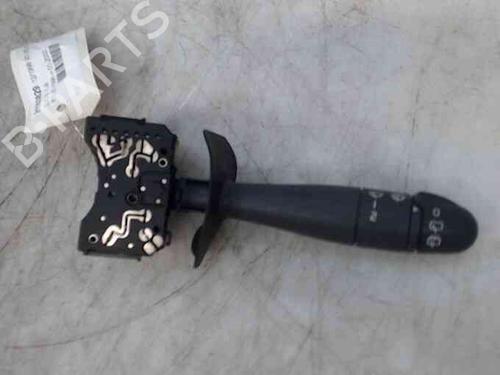 Used Steering column stalk RENAULT CLIO II (BB_, CB_) 1.4 (B/CB0C, B/CB0S) (75 hp) 19714244
