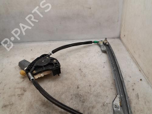 Elevalunas delantero izquierdo RENAULT CLIO II (BB_, CB_) 1.5 dCi (B/CB08) (82 hp) 29962102