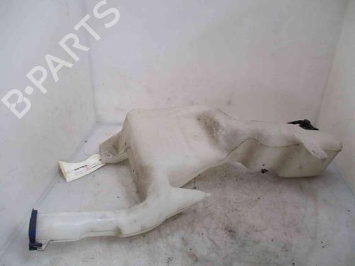 Used Windscreen washer tank HYUNDAI ix35 (LM, EL, ELH) 2.0 CRDi 4WD (177 hp) 24006143