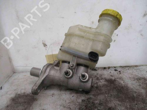 Used Brake master cylinder FIAT 500 (312_) 1.4 (312AXC1B, 312CXC1B) (100 hp) 26621883