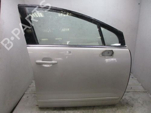 Used Right front door PEUGEOT 5008 (0U_, 0E_) 1.6 HDi (114 hp) 31301557