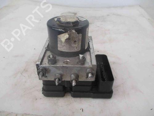 Used ABS pump RENAULT MEGANE III Hatchback (BZ0/1_, B3_) 1.5 dCi (106 hp) 26622444