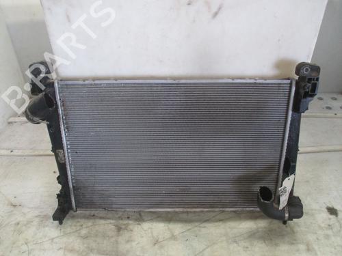 Used Water radiator Water radiator 36957932 36957932