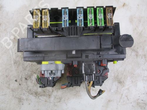 Fuse box PEUGEOT 1007 (KM_) 1.6 HDi | BP30884319E1 