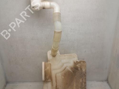 Used Windscreen washer tank Windscreen washer tank 39452255 39452255