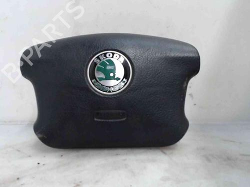 Used Driver airbag SKODA OCTAVIA I (1U2) 1.9 TDI (110 hp) 19714619