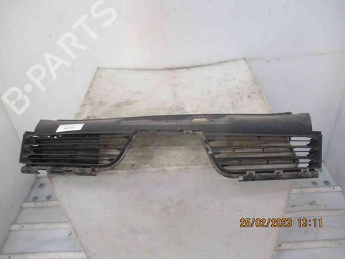 Grill RENAULT CLIO II (BB_, CB_) 1.4 16V (B/CB0P, BB13) (98 hp) 26628598