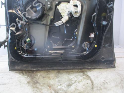 Right front door LAND ROVER DISCOVERY III (L319) 2.7 TD 4x4 | BP32178288C3 