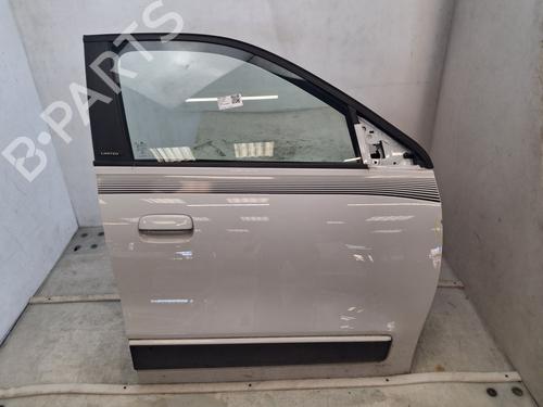 Used Right front door Right front door 39250376 39250376