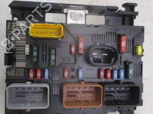 Used Fuse box PEUGEOT 207 (WA_, WC_) 1.4 HDi (68 hp) 32353448