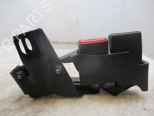 Seat buckle RENAULT CLIO III (BR0/1, CR0/1) 1.2 16V (BR02, BR0J, BR11, CR02, CR0J, CR11) | BP26638142I32 