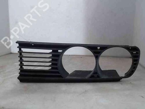 Used Grille BMW 3 (E30) 315 (75 hp) 21819257