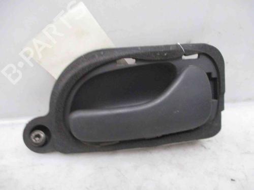 Used Front right interior door handle RENAULT SAFRANE II (B54_) 2.2 dT (B54G) (113 hp) 19720347