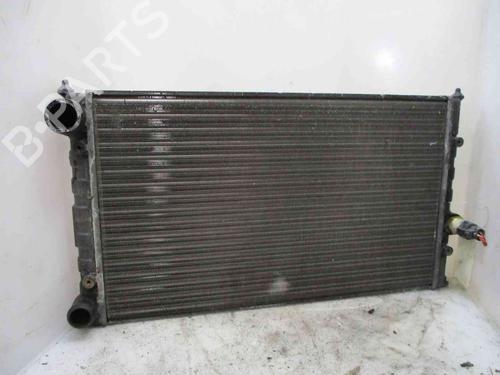 Used Water radiator VW GOLF III Cabriolet (1E7) 1.8 (75 hp) 24006202