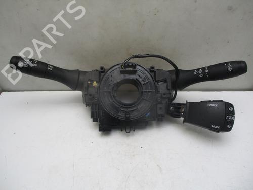 Used Headlight switch DACIA SANDERO III 1.0 SCe 65 (67 hp) 26636526