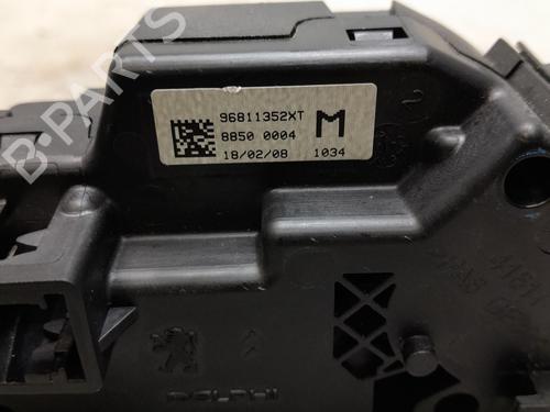 Gear lever CITROËN C4 Picasso I MPV (UD_)  | BP29467728M90 