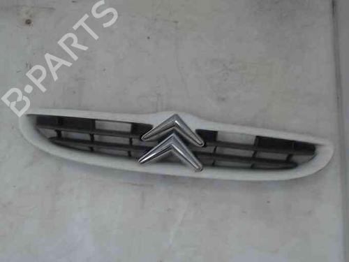 Used Grille CITROËN SAXO (S0, S1) 1.5 D (57 hp) 21833322
