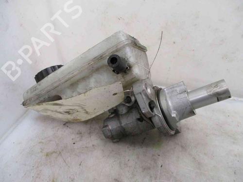 Used Brake master cylinder RENAULT KANGOO Express (FW0/1_) 1.5 dCi 70 (FW0A, KW0V) (68 hp) 21837471