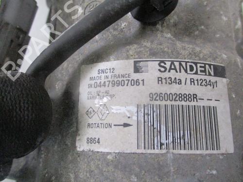 Used AC compressor RENAULT CAPTUR II (HF_) TCe 100 (HFMT) (101 hp) 30949086