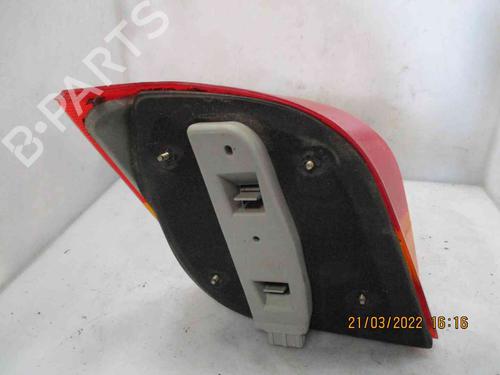 Feu arrière droit FORD FIESTA III (GFJ) 1.6 | BP30723219C35 