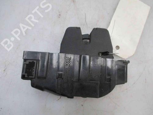 Used Tailgate lock PEUGEOT 308 I (4A_, 4C_) 1.6 HDi (90 hp) 19715323