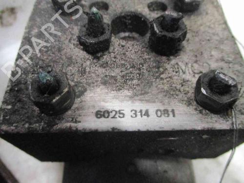 Used ABS pump RENAULT ESPACE III (JE0_) 2.2 12V TD (JE0E, JE0H, JE0P) (113 hp) 19737001