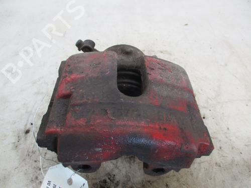 Venstre bremsekaliber foran BMW 3 (E46) 330 xd (204 hp) 24971394