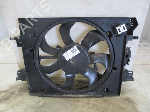 Used Radiator fan DACIA DUSTER (HM_) 1.5 dCi 110 4x4 (HMAB) (109 hp) 30116677