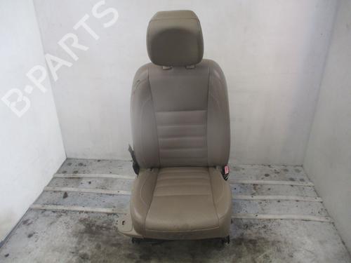 Used Right front seat Right front seat RENAULT LATITUDE (L70_) 3.0 dCi 240 (L70G) (241 hp) 33006551 33006551