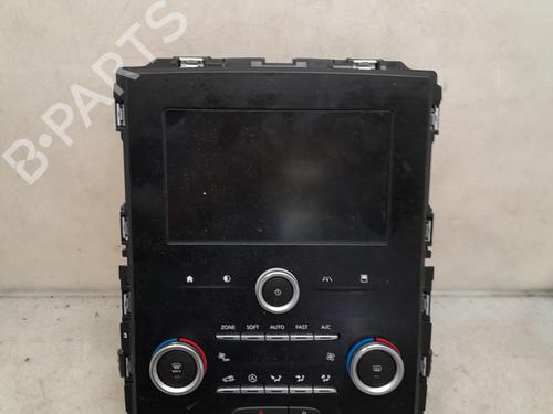 Used Display monitor Display monitor RENAULT MEGANE IV Hatchback (B9A/M/N_) 1.2 TCe 130 (B9MR) (130 hp) 35885679 35885679
