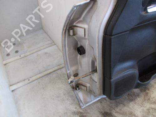 Right front door OPEL ZAFIRA A MPV (T98) 2.0 DTI 16V (F75) | BP25614221C3 