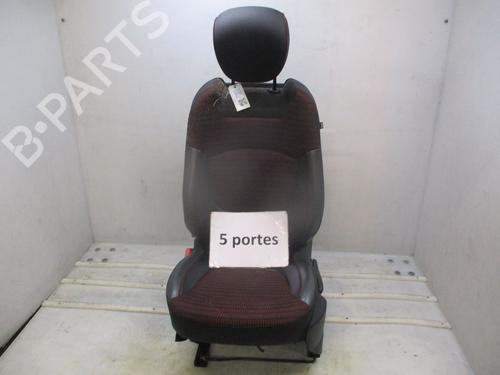 Używane Fotel przedni lewy RENAULT CAPTUR I (J5_, H5_) 1.5 dCi 90 (J5N4, J5M5, J5MW, J5M6, J5AL, J5AJ) (90 hp) 30824058