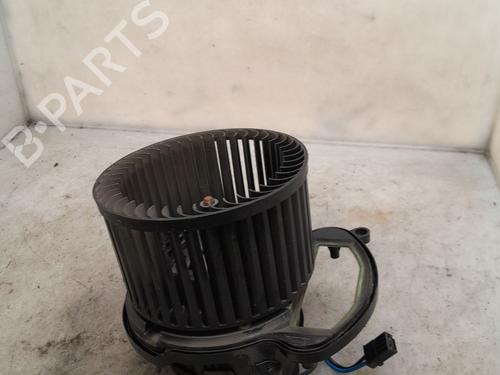 Used Heater blower motor Heater blower motor RENAULT MEGANE IV Hatchback (B9A/M/N_) 1.2 TCe 130 (B9MR) (130 hp) 35969222 35969222