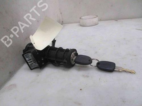 Used Ignition barrel FIAT PUNTO (176_) 60 1.2 (176AP, 176AR, 176AQ, 176BB) (60 hp) 26626132